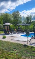 B&B Albona - Villa Ruza, pet friendly villa with private pool and playground in Istria, Saturdays check in and out - Bed and Breakfast Albona