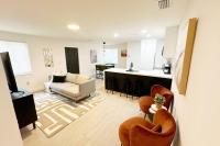 Designers Delight at Wynwood Cove Comfort Style - B&B