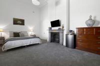 Kamer met Kingsize Bed en Uitzicht op de Tuin