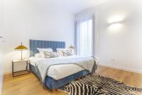 Four-Bedroom Apartment VI
