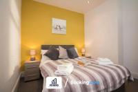 B&B Manchester - Modern 3 bed Terraced House By NYOS PROPERTIES Short Lets & Serviced Accommodation Manchester With Free WiFi - Bed and Breakfast Manchester