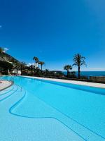 B&B Monte-Carlo - Luxurious Monaco Flat: Stunning Views & Amenities - Bed and Breakfast Monte-Carlo