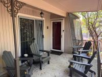 Healing Haven King Bed Suite - B&B Dallas