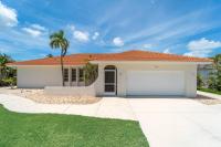 ELEVATED 342 - Sunny Waterfront Pool and Spa 3 Bed home - B&B Marco Island