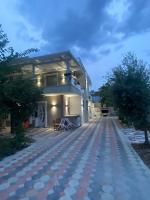 Blue Vivid - B&B