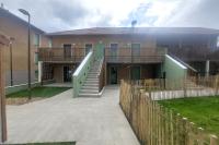 Appartement avec terrasse LO du Lac - Paladru - Bed and Breakfast