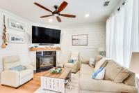 3 Mi to Beaches! Charming Bluffton Escape w/ Yard - B&B Bluffton
