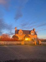 Isle-of-Lewis delightful cosy croft house retreat - B&B