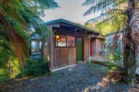 Lakeview Bush Hideaway - Pukawa Holiday Home - B&B Kuratau