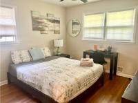 B&B Atlanta - Queen Suite - Hot Tub - 10 Mins to Downtown Room 2 - Bed and Breakfast Atlanta