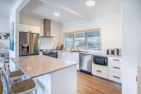 Yaringa -13 Seaview Street SWR- Full Linen Provided - B&B