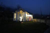 Nature's Edge Nishat Srinagar - B&B