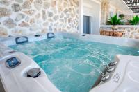 Studio mit Whirlpool