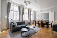 B&B Copenhagen - Lavish 4BR Flat in the Heart of CPH by The Canals - Bed and Breakfast Copenhagen