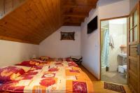 Dreibettzimmer mit eigenem Bad