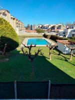 Superbe appartement dans résidence privée. - B&B Empuriabrava