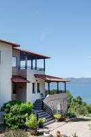 Klisouri Beach Villa - B&B Ierissós