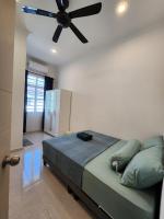 (Female Only) Dungun Town CoLiving Homestay - B&B Dungun