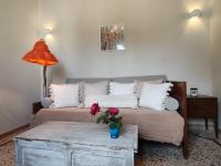 Mid century character house in Argostoli - Chambres d'hôtes Argostoli