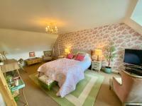 B&B Telford - Number 2, Spacious Rooms, Near Ironbridge! - Bed and Breakfast Telford