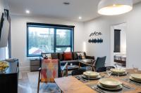 Summit Views Condo by Revelstoke Vacations - B&B Revelstoke