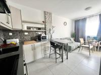 Stay With Oleg C111 - Chambres d’hôtes Paralímni