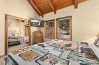 Creekside Suites 03 by Estes Park Condos - B&B Estes Park