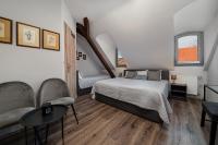 Dreibettzimmer mit Dusche