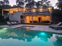 Yomimi maison piscine + dépendance 10+2 personnes - B&B
