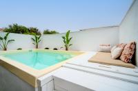 Casa Boutique Xalam " piscina climatizada, jacuzzi, billar " - B&B Sant Lluís