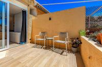 Newly renovated studio 2 min from Playa La Arena - Bed and Breakfast Puerto de Santiago