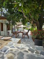 Kymanemi Zakynthos Cottage House - Chambres d'hôtes Áno Yerakaríon
