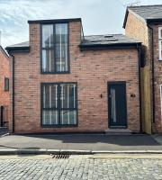 Pilgrim House by Phoenix Collection - B&B