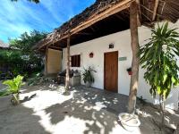 Bahari Beach Bungalows - B&B Jambiani
