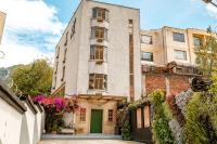 AVJ2 - Increíble Apartamento en La Candelaria con Calefacción 2 Hab - B&B Bogotá