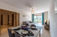 Marina Apartment close to beach & city - B&B