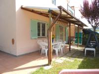880 - Appartamento trilocale a Marcelli con portico e giardino, climatizzato - SPIAGGIA inclusa nel prezzo - Ferienwohnung Marcelli di Numana