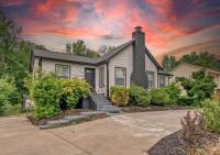 Stylish Home Near Uptown, UNC, and More! - B&B Charlotte