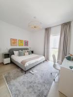 B&B Abu Dhabi - Yas Island canal 2- where luxury meets comfort next to Formula 1 - Bed and Breakfast Abu Dhabi