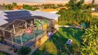 Entertainers Paradise with HTD Pool & Putting Green - B&B