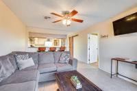 Walk to Golf and Beach Queens Bay Resort Condo - B&B Lake Havasu City
