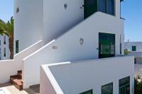 Tuscan Seaviews - 2BR Pool & Terrace - B&B