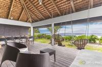 Coastal Bliss: 1BR Bungalow by the Sea in Moorea - Bed and Breakfast Temae