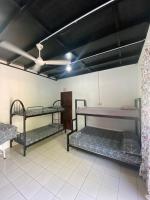 Julian Homestay - Room2 - B&B Tuaran