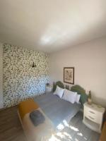 Double Room with Private Bathroom Outside