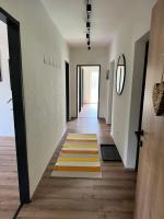 Apartamento de 2 dormitorios con balcón y terraza