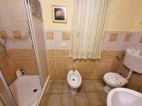 Doppelzimmer mit Gemeinschaftsbad