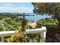 B&B Oneroa - Romantic Cottage Recommended by NZ Herald - Bed and Breakfast Oneroa