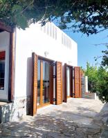 Villa Tsonima - Bed and Breakfast Agía Marína Mikrolímanou