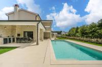 NEW 2024! Luxury Villa Carlotte with 11m pool - B&B Parenzo